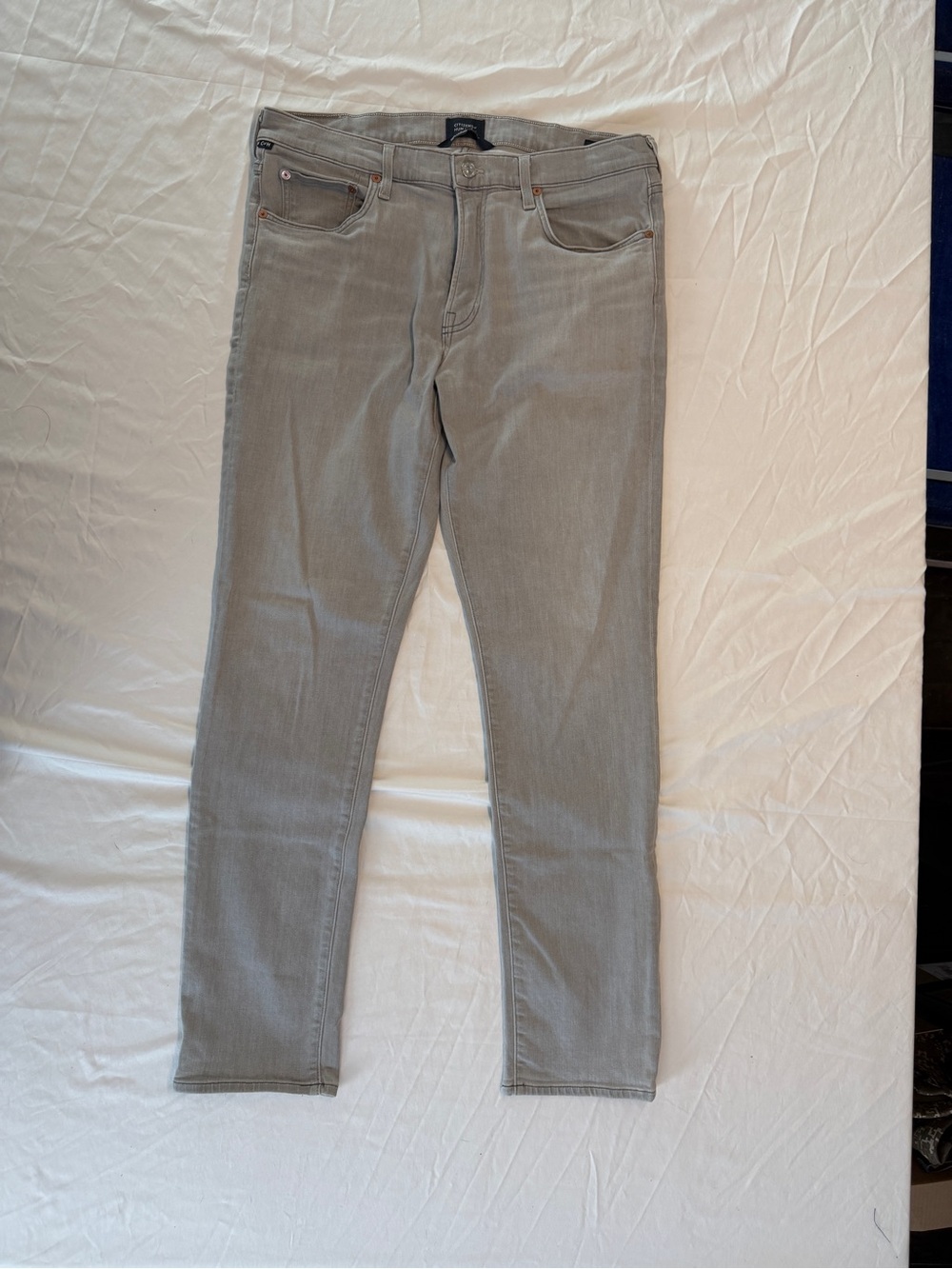 Citizens Of Humanity Slim Skinny Jeans in Light Gray